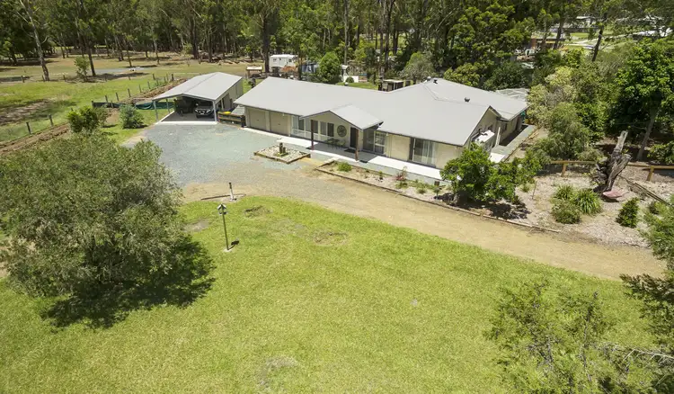 21 Woodlands Drive, Hallidays Point NSW 2430