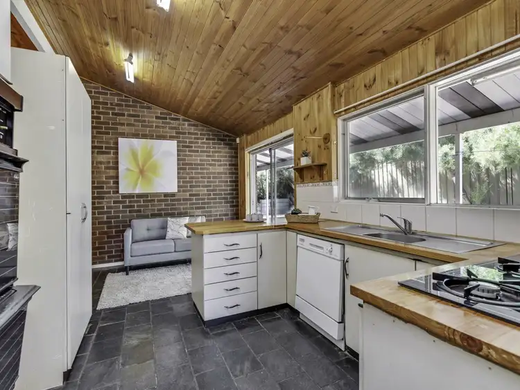 Fourth view of Homely house listing, 3 Roycroft Avenue, Gulfview Heights SA 5096
