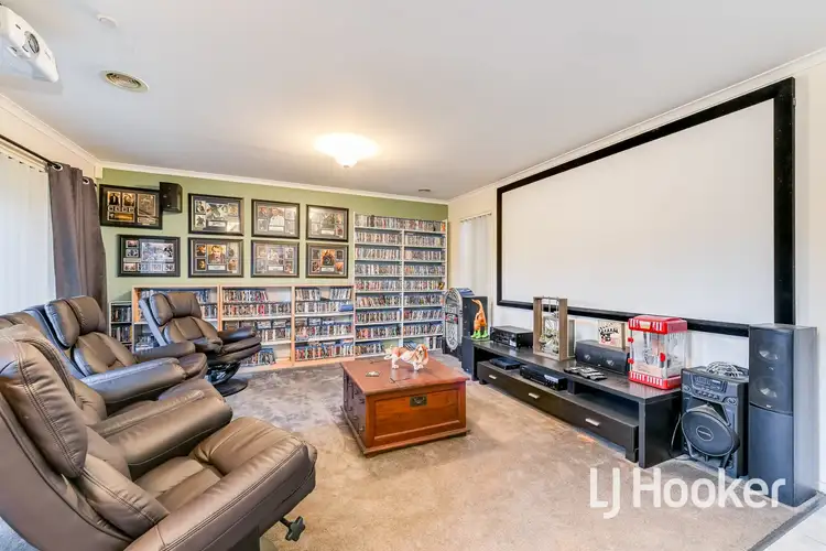 Second view of Homely house listing, 19 Gillian Place, Pakenham VIC 3810