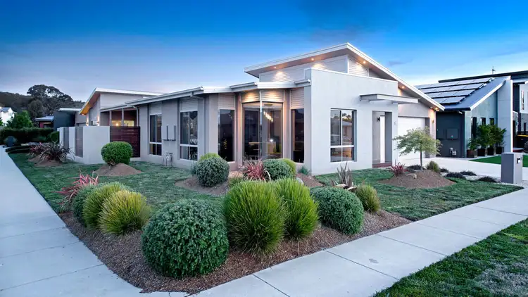 6 Ivy Kent Street, Forde ACT 2914