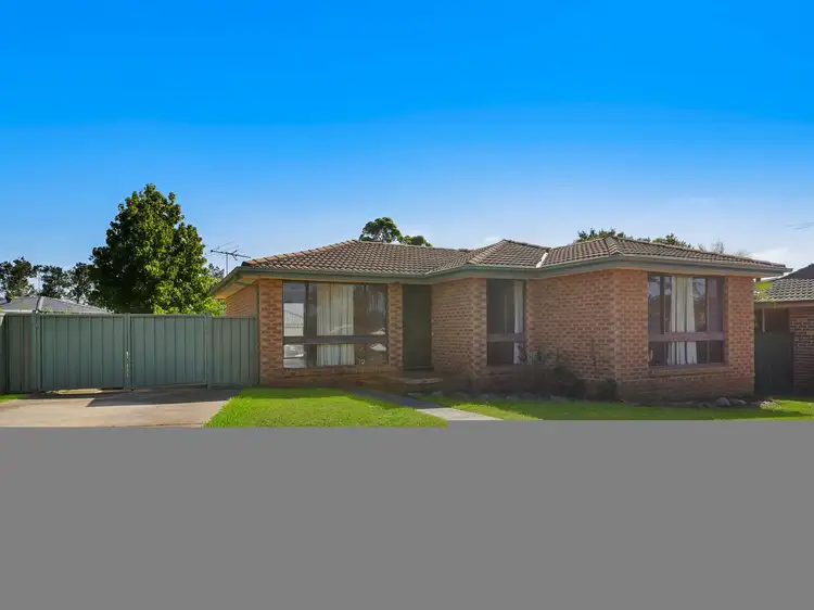 13 Chardonnay Avenue, Eschol Park NSW 2558