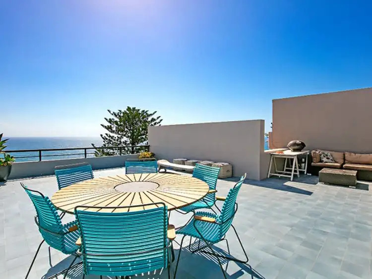 Third view of Homely unit listing, 2/4 Coastview Place, Freshwater NSW 2096