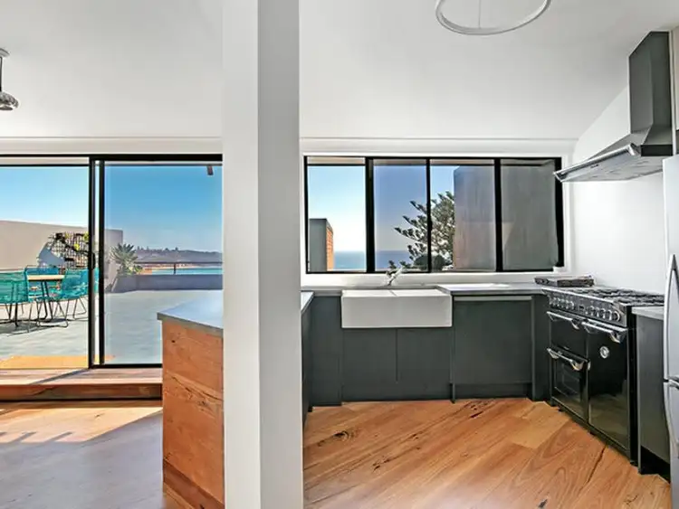 Fifth view of Homely unit listing, 2/4 Coastview Place, Freshwater NSW 2096