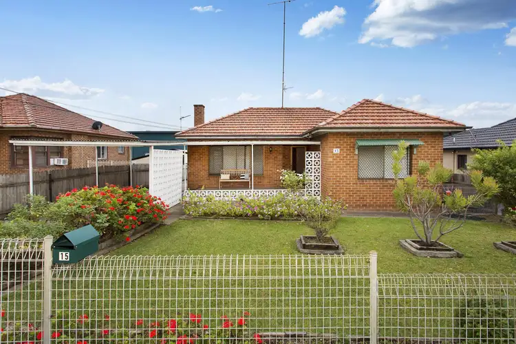 15 First Avenue South, Warrawong NSW 2502