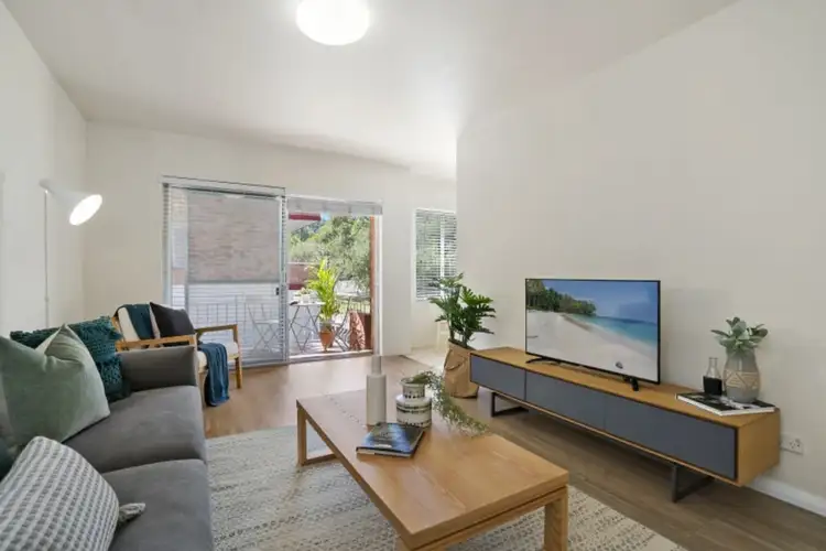 Main view of Homely unit listing, 3/28 Gladstone Street, Newport NSW 2106