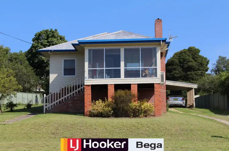 8 Gowing Avenue, Bega NSW 2550