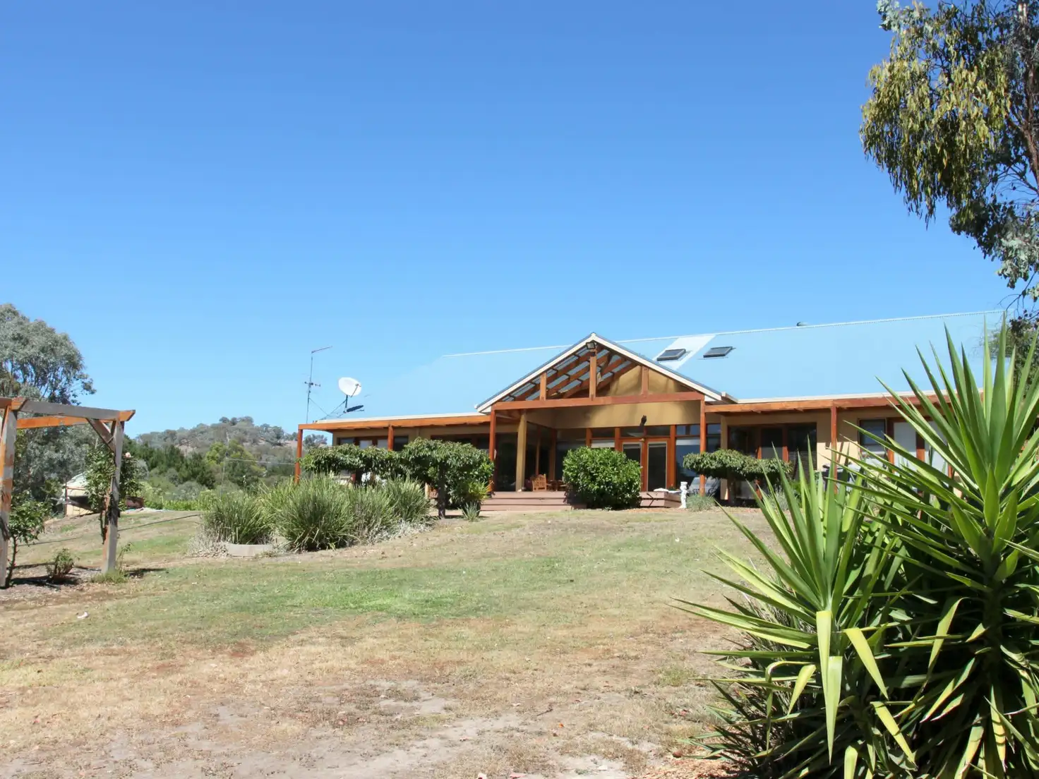 Main view of Homely house listing, 71 McIntyre Lane, Alexandra VIC 3714