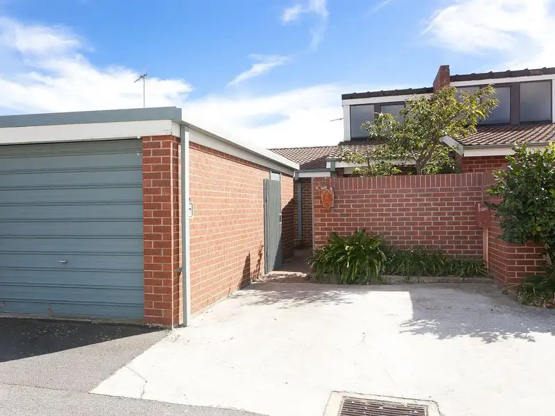 Main view of Homely townhouse listing, 4/45 Christopher Crescent, Queanbeyan NSW 2620