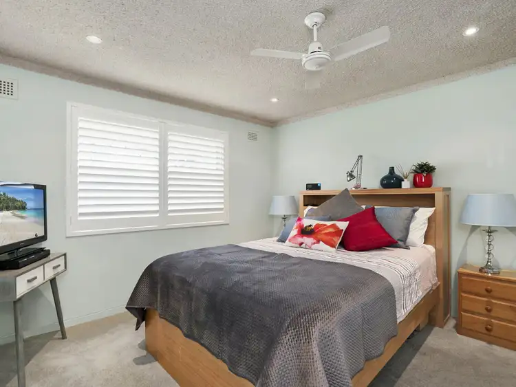 Third view of Homely unit listing, 6/12 Fairway Close, Manly Vale NSW 2093