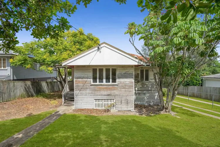 71 Layard Street, Holland Park QLD 4121