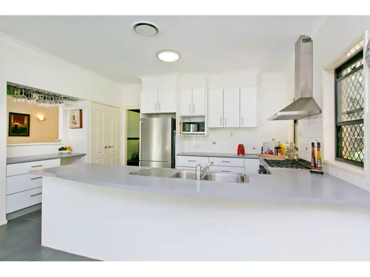 Sixth view of Homely house listing, 2837 Old Cleveland Road, Chandler QLD 4155