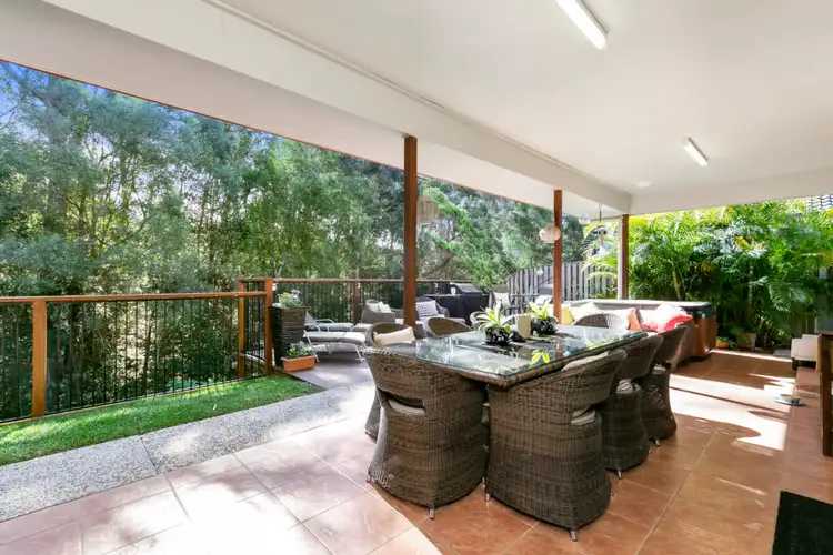 13 Roberts Drive, Maudsland QLD 4210