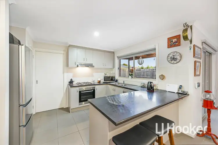 Fifth view of Homely house listing, 24 Melissa Way, Pakenham VIC 3810