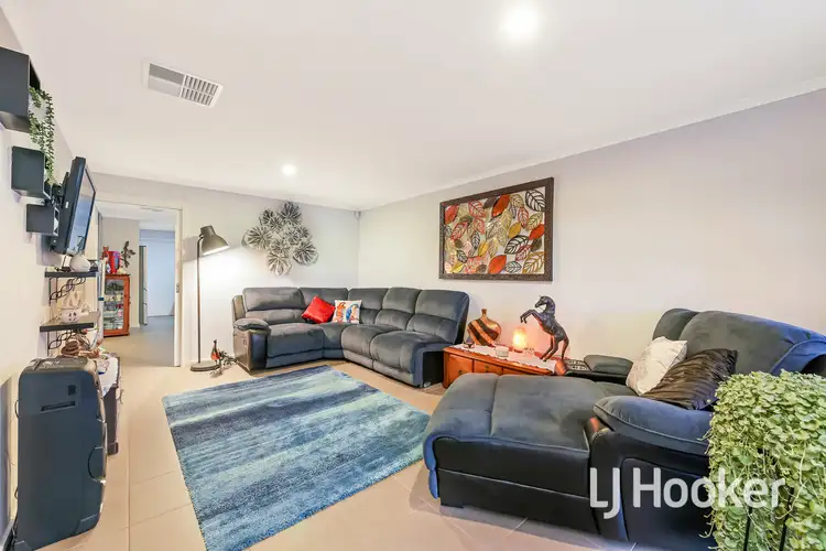 Sixth view of Homely house listing, 24 Melissa Way, Pakenham VIC 3810