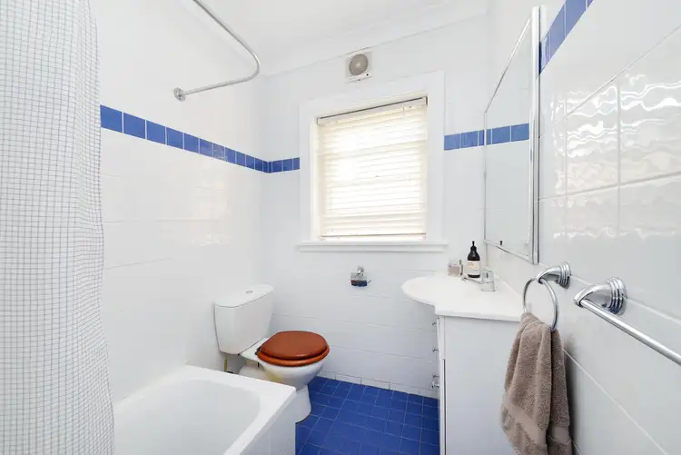 Fifth view of Homely apartment listing, 4/44 Ramsgate Avenue, Bondi Beach NSW 2026