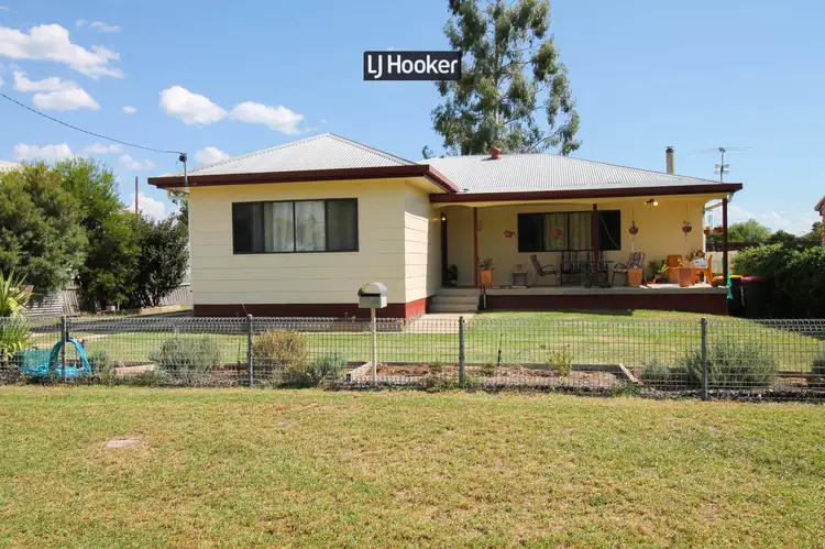 24 Raglan Street, Inverell NSW 2360