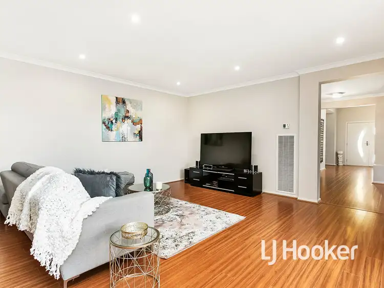 Fifth view of Homely house listing, 2 Apsley Court, Point Cook VIC 3030