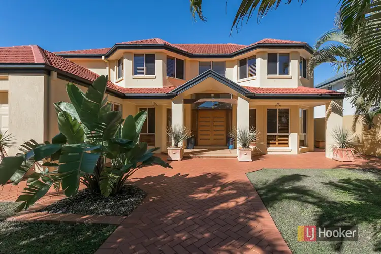 17 Sentinel Court, Raby Bay QLD 4163