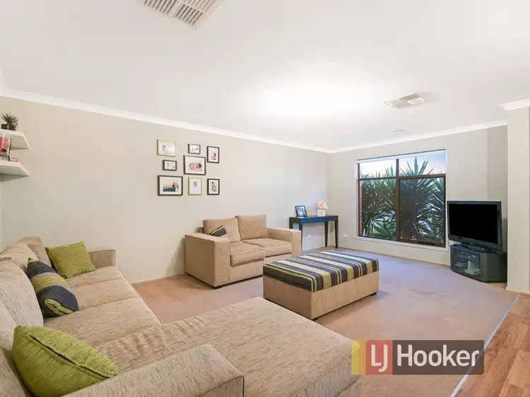 Fourth view of Homely house listing, 32 Bronson Circuit, Cranbourne North VIC 3977