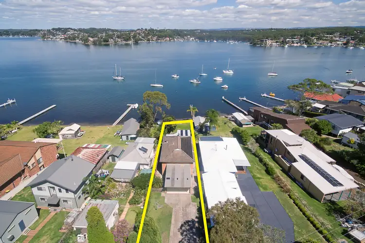 82 Sealand Road, Fishing Point NSW 2283