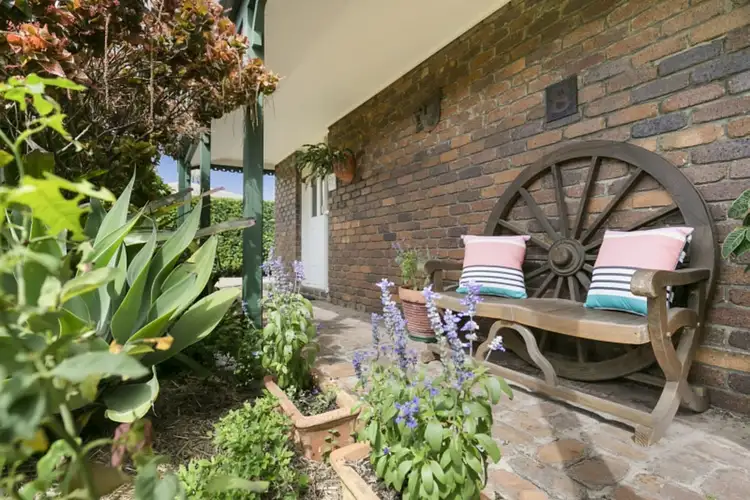 Third view of Homely house listing, 8 Arlington Street, Cleveland QLD 4163