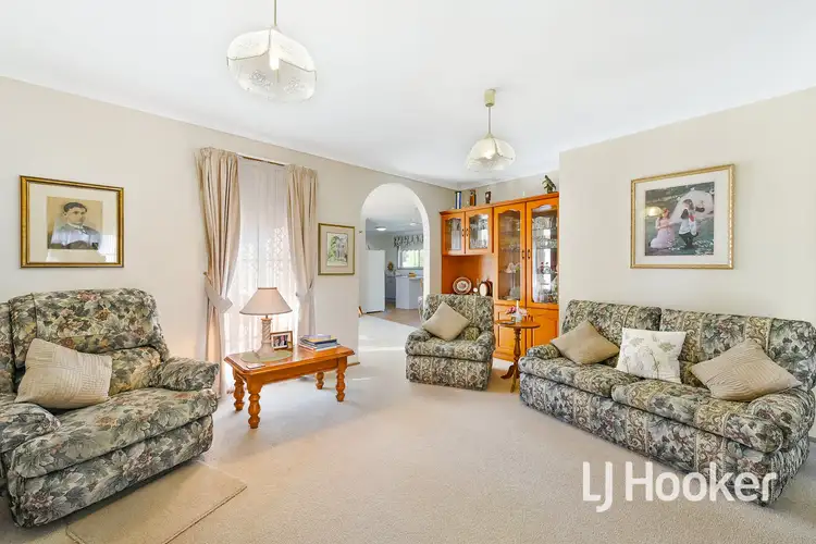Third view of Homely unit listing, 2/18 Katjusha Court, Pakenham VIC 3810