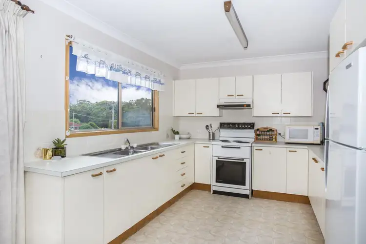 Fifth view of Homely house listing, 11 Treetops Crescent, Mollymook NSW 2539
