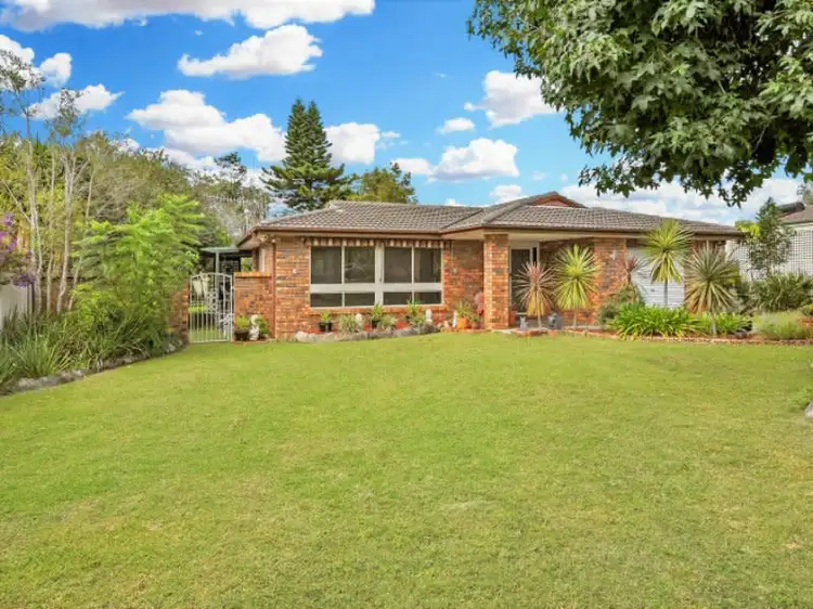 12 Alverstoke Close, Bomaderry NSW 2541