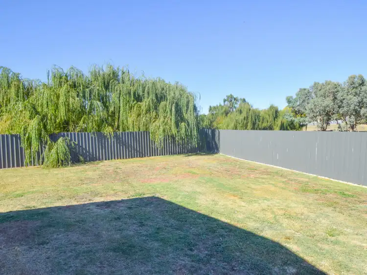Sixth view of Homely house listing, 5 Lachlan Close, Young NSW 2594