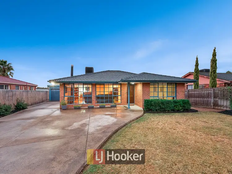 17 Willow Drive, Hampton Park VIC 3976
