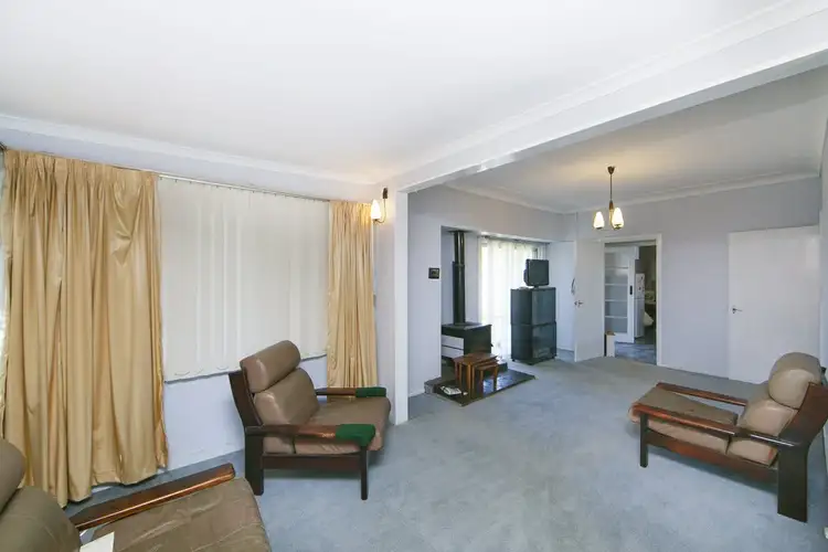 Second view of Homely house listing, 17 Munro Road, Queanbeyan NSW 2620