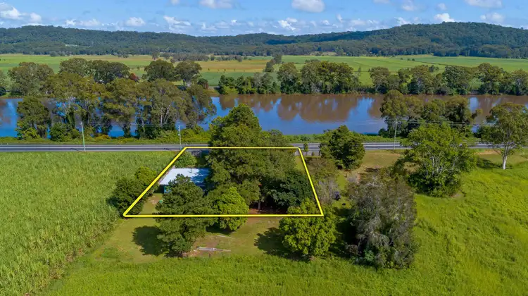 3526 Pacific Highway, Tyndale NSW 2460