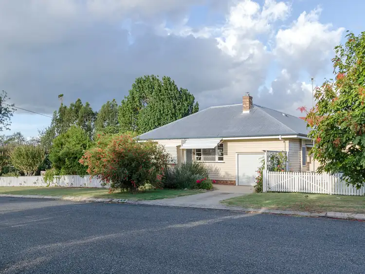 Sixth view of Homely house listing, 4 Deconlay Street, Warwick QLD 4370