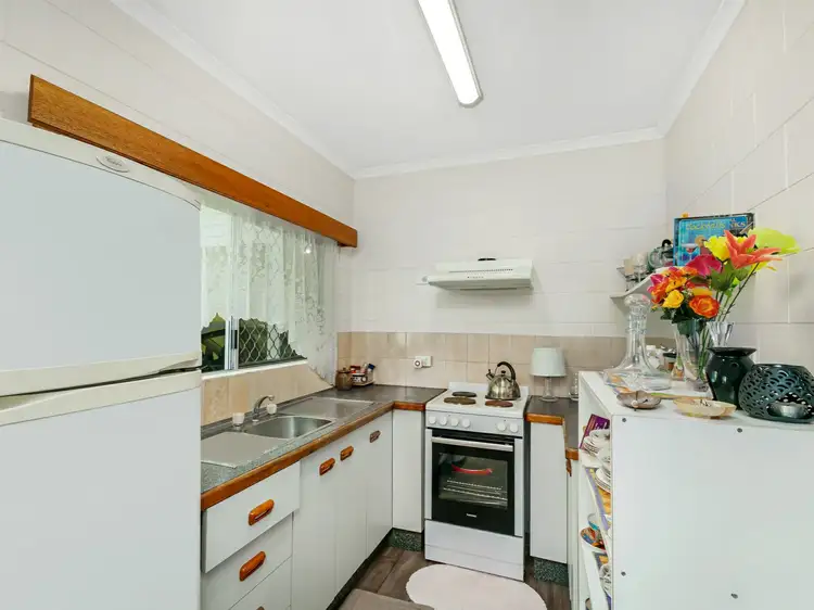 Third view of Homely semi-detached listing, 38 Ireland Crescent, Whitfield QLD 4870