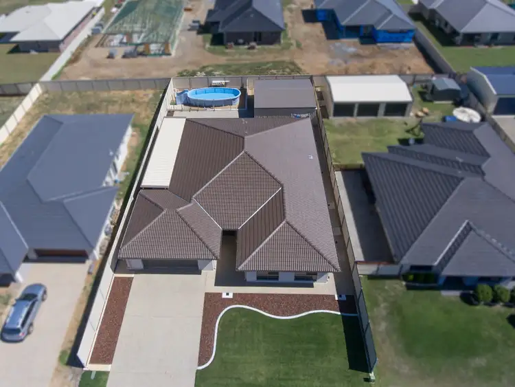 Second view of Homely house listing, 19 Lakeview Avenue, Warwick QLD 4370