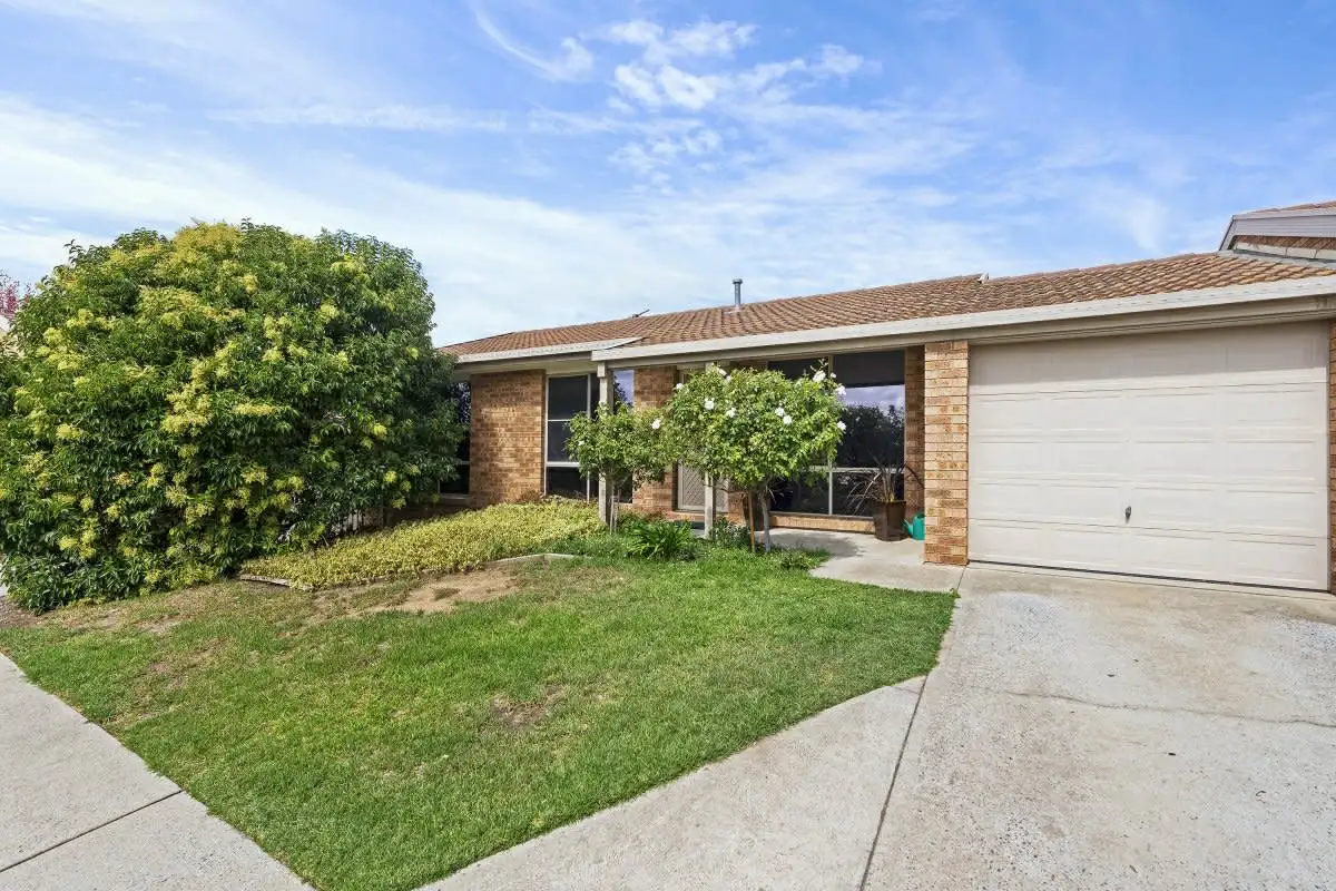 Main view of Homely townhouse listing, 3/21 Ross Road, Queanbeyan NSW 2620