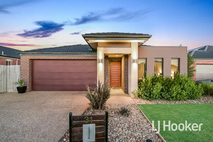 31 Rosella Avenue, Pakenham VIC 3810