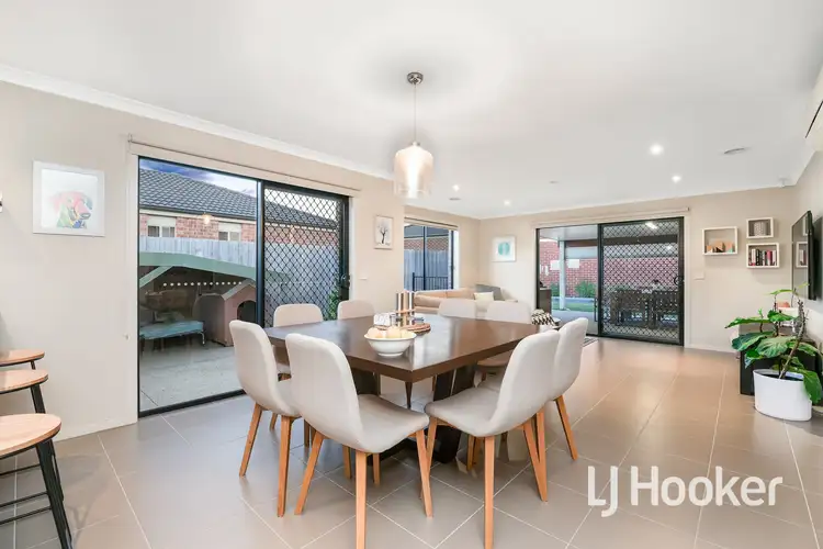 Fifth view of Homely house listing, 31 Rosella Avenue, Pakenham VIC 3810