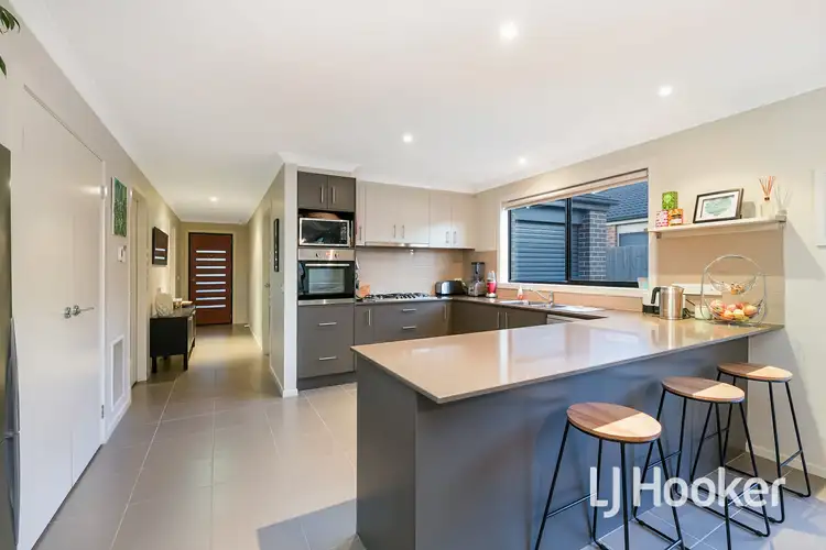 Sixth view of Homely house listing, 31 Rosella Avenue, Pakenham VIC 3810