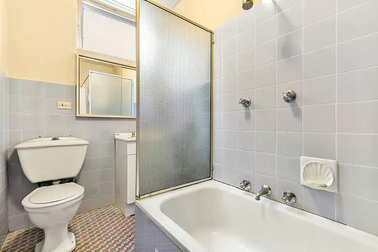 Fifth view of Homely unit listing, 2/30 Hercules Road, Brighton-le-sands NSW 2216