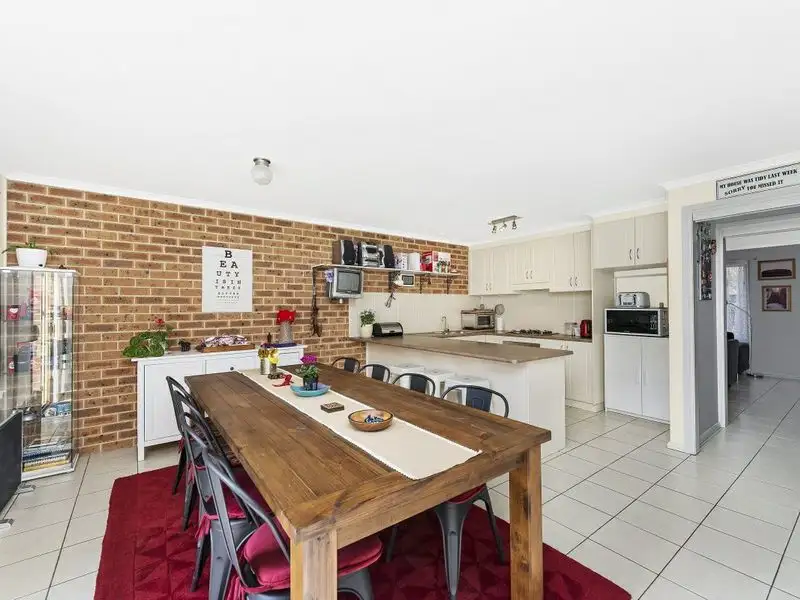 Main view of Homely townhouse listing, 1/24 Binaburra Place, Queanbeyan NSW 2620