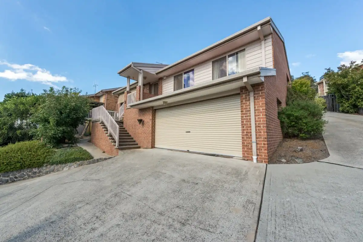 Main view of Homely townhouse listing, 1/116A Tharwa Road, Queanbeyan NSW 2620