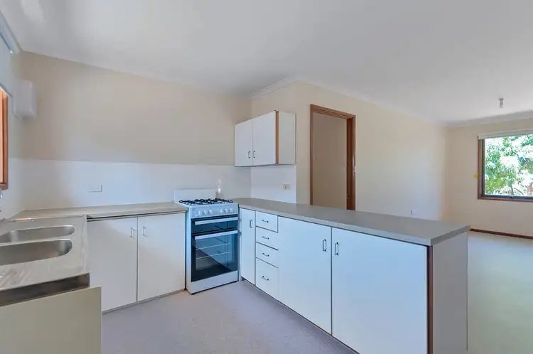 Second view of Homely house listing, 654 Brodie Road, Huntfield Heights SA 5163