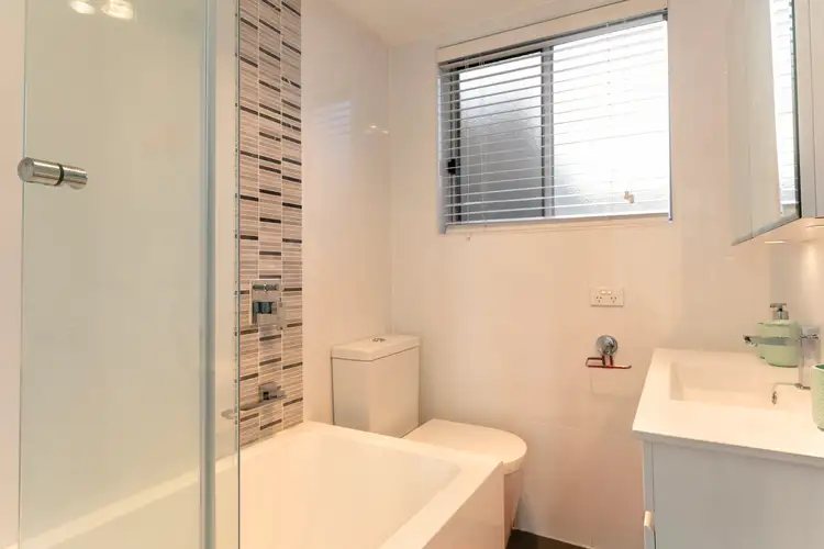 Fourth view of Homely unit listing, 8/8 Avon Road, Dee Why NSW 2099