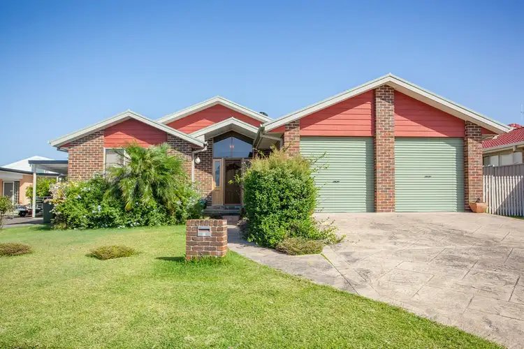 7 Carrabeen Drive, Old Bar NSW 2430