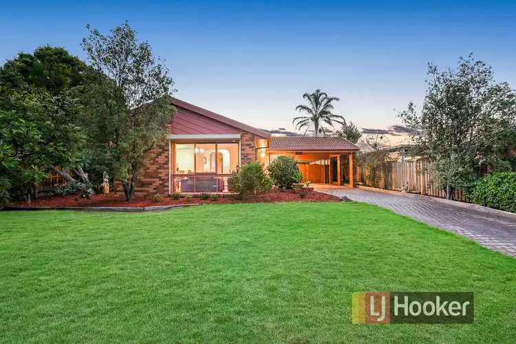 32 Beckington Crescent, Hampton Park VIC 3976
