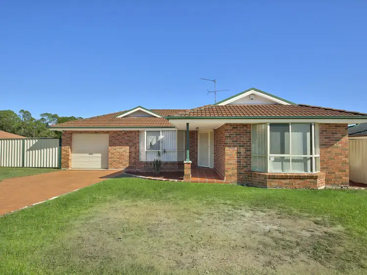 20 Lysander Avenue, Rosemeadow NSW 2560