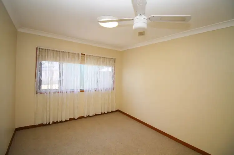 Fifth view of Homely unit listing, 3/40A King Street, Inverell NSW 2360