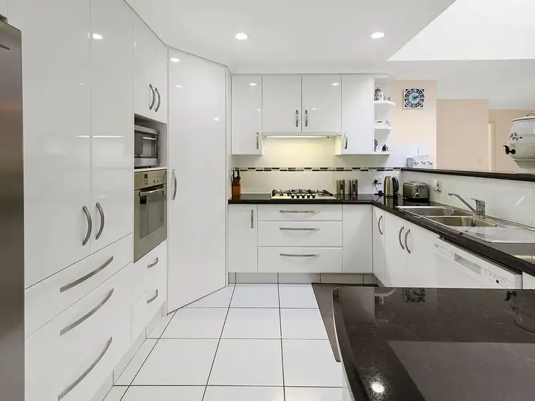 Sixth view of Homely house listing, 11 Honeyeater Court, Thornlands QLD 4164