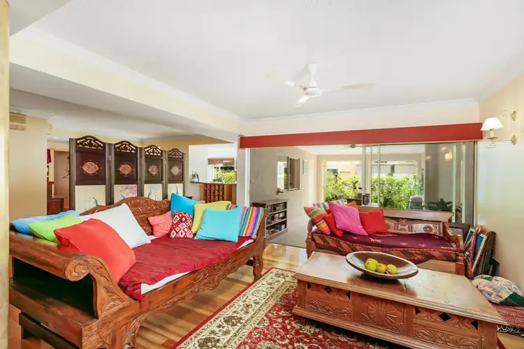 401/2 Greenslopes Street, Cairns North QLD 4870